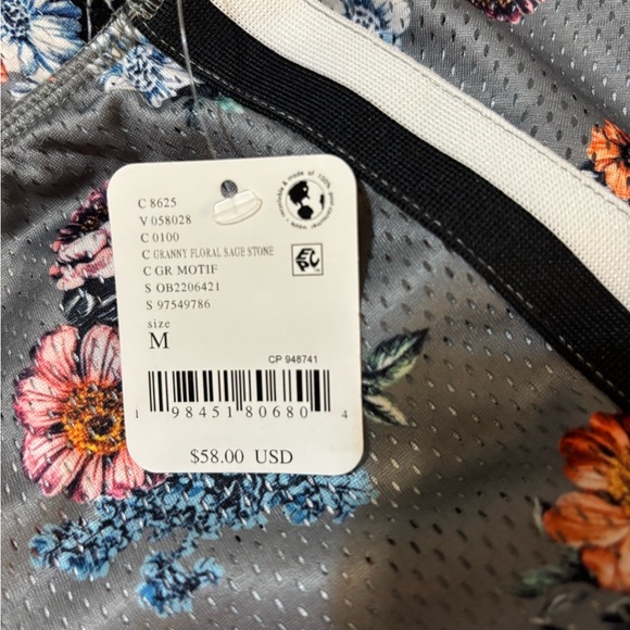 Free People When In Venice Printed Shorts in Granny Floral Motif Size M. NWT - Picture 8 of 11